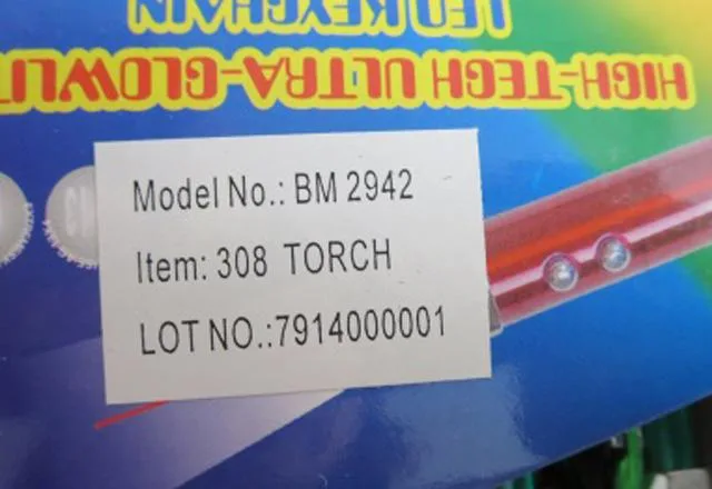 Puntatori laser «1) 2 in 1 Laser & LED Light; 2) High-Tech Ultra-Glowlite - LED Key Chain» — foto 3 dell'alert A12/1428/14