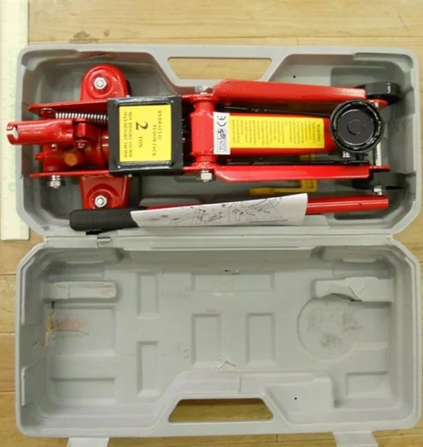 Jack idraulico 
 & #13; «1. 2 Ton Hydraulic Floor Jack2. Hydraulic Jack 6 Ton» — foto 2 dell'alert A12/0203/13