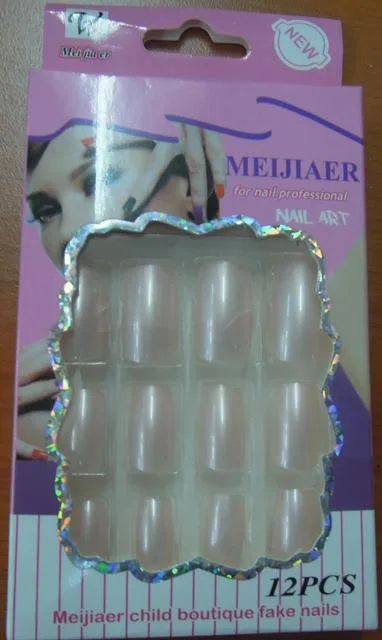 Chiodi falsi con colla «1.  3D Nails Beauty            2.  NAIL ART – Meijiaer child boutique fake nails» (1.Opoola                  2.  Mejiaer)