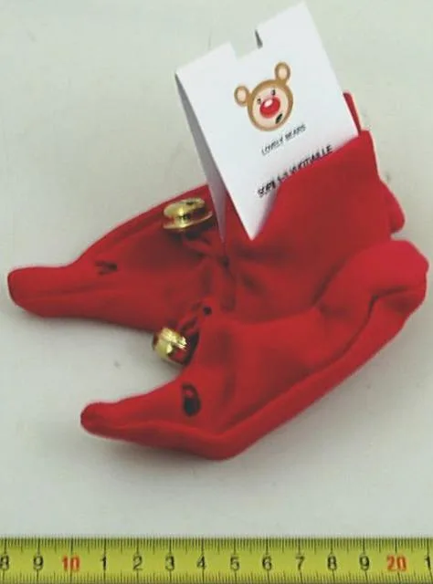 1. Cappello 2. Bootees (Lovely Bears)