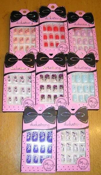 Chiodi falsi «1) Fashionisfa Nails; 2) Nails Dudustrong» — foto 2 dell'alert A12/1681/15