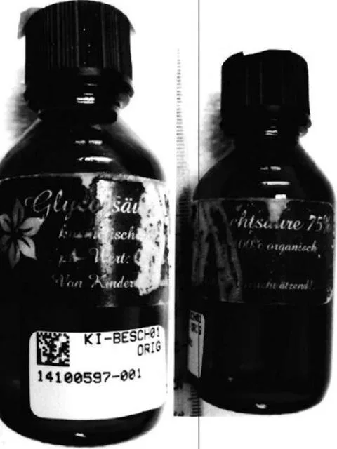 Prodotti per peeling «1. Fruchtsäure (fruit acid) 80%; 2. Glycolsäure - Fruchtsäure (Glycolic acid – fruit aci…» — foto 1 dell'alert A12/1739/14