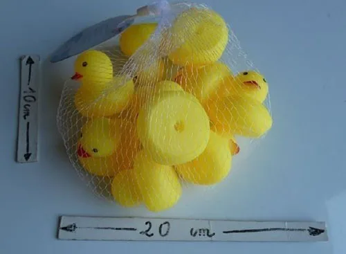 Set di giocattoli da bagno in plastica «10 animaux de bain - Ouatoo First» — foto 4 dell'alert A12/01851/22