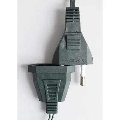 Catena di illuminazione «100 LED» — foto 3 dell'alert A12/02988/24