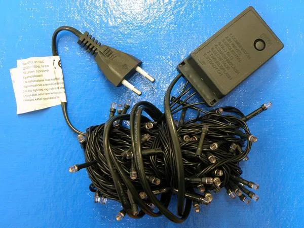 Catena di illuminazione «100 LED MINILUCCIOLE LED» — foto 1 dell'alert A12/0876/19