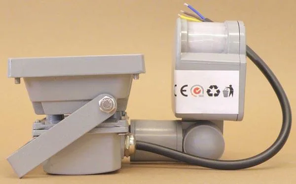 Proiettore a LED «10W Sensor Reflektor» — foto 2 dell'alert A12/1306/15