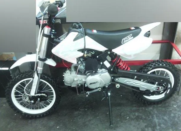 Mini motocicletta «125 S» — foto 1 dell'alert A12/1571/15