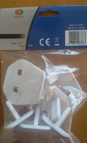 Coperchio elettrico della spina «13A Socket Cover Safety Plug» — foto 2 dell'alert A12/0344/19