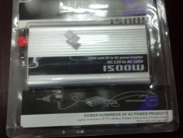 Inverter di potenza dell'automobile «1500W DC to AC power inverter» (Unknown)
