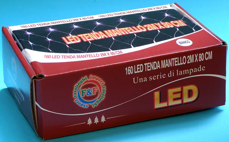 Catene di illuminazione «160 LED TENDA MANTELLO 2M X 80 CM» (F&amp;F)