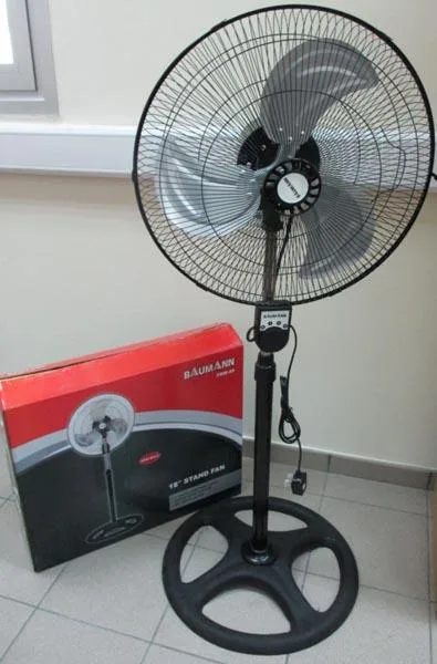 Ventilatore elettrico «18 Inch Stand Fan» (Baumann)