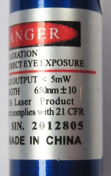Puntatore laser «2 in 1 LASER & LED LIGHT» — foto 4 dell'alert A12/0932/16