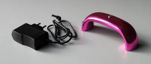 Lampada per unghie UV «2 in1 UVLED Nail Lamp» — foto 1 dell'alert A11/0050/18