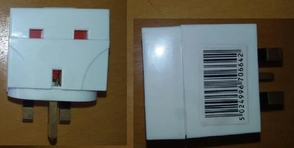 Adattatore della spina di viaggio «2 Way Mains Adaptor» — foto 3 dell'alert A12/1643/18