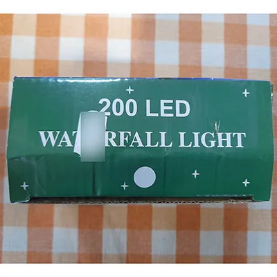 Catena di illuminazione «200 LED WATERFALL LIGHT» — foto 1 dell'alert A12/02402/24