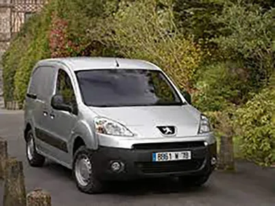 Autovettura «2008/ 208/ 3008/ 308/ 5008/ PARTNER/GRANDLAND X/ CROSSLAND X» — foto 3 dell'alert A11/00077/23