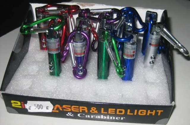 puntatore laser «2in1 Laser & LED Light» — foto 3 dell'alert A12/0771/14
