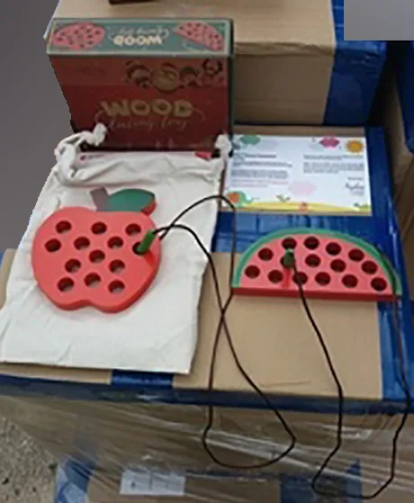 Giocattolo di legno «2Pc Wood Lacing Toy» (OleOletOy)