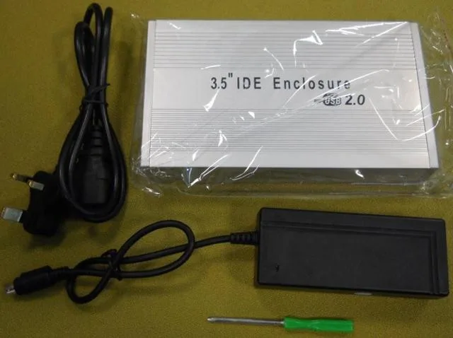 Custodia esterna HDD «3.5" HDD External Case» — foto 2 dell'alert A12/0011/13