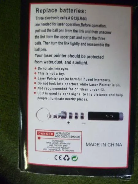 Puntatori laser «3 in 1 Laser & LED light» — foto 2 dell'alert A12/0773/16