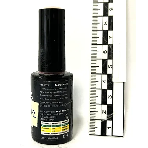 Smalto per unghie in gel «3» — foto 2 dell'alert SR/01601/26