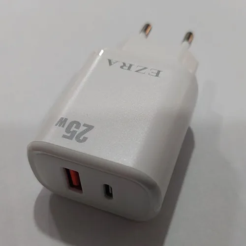 Caricabatterie USB «3 PORT TRAVEL CHARGER» — foto 5 dell'alert SR/01996/26