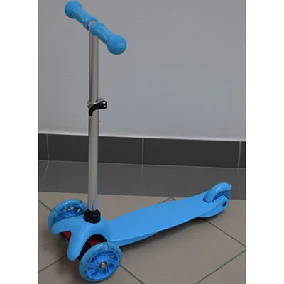 Scooter giocattolo «3 Wheels Light Up Kids Scooter»