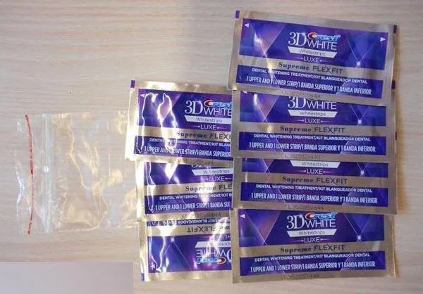 Strisce sbiancanti dei denti «3D White Whitestrips LUXE - Supreme FLEXFIT» (Crest)