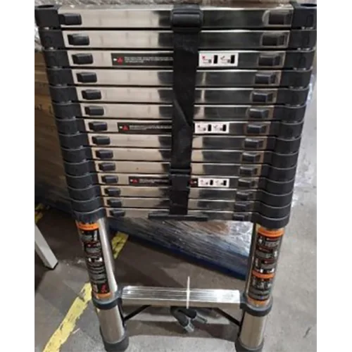 Scala telescopica «4.4M Telescopic Ladder»