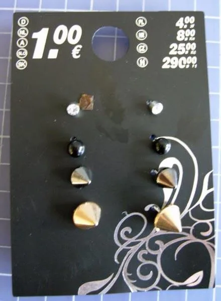 Orecchini «4 pairs of ear studs» (Kik)