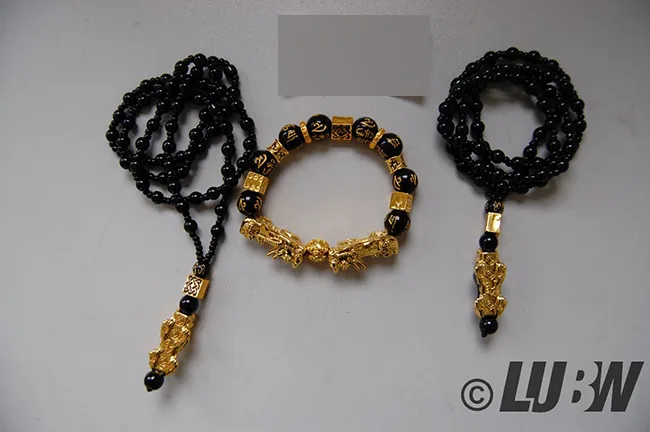 Collana e bracciale set «4 Stücke Feng Shui Pi Xiu Pi Yao Armband Halskette Set, Verstelbare Feng Shui Glücklich …» — foto 2 dell'alert INFO/00053/22