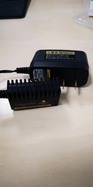 Caricabatterie «7.2v Micro 500 Battery Charger» — foto 2 dell'alert A12/0849/19