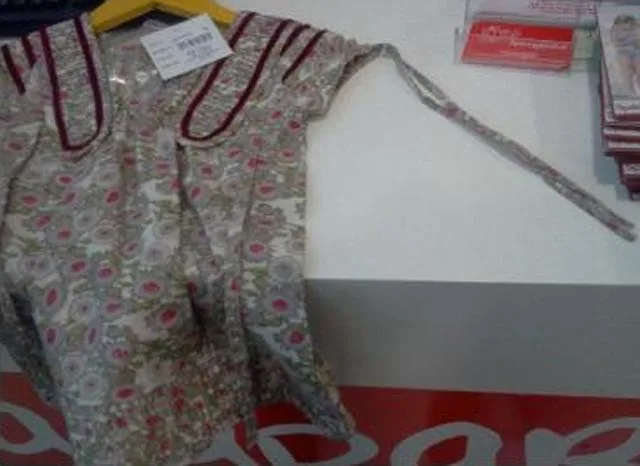 Abbigliamento da spiaggia1. Costume da bagno "Festival", 2. Lavanda — foto 3 dell'alert 0046/12