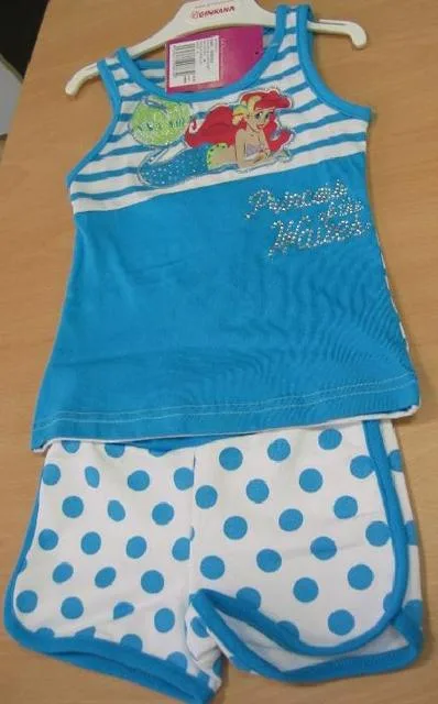 Abbigliamento per bambini &amp; #13; &amp; #13; (Ginkana)