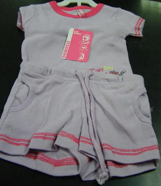 Abbigliamento per bambini &amp; #13; &amp; #13; (Newness)