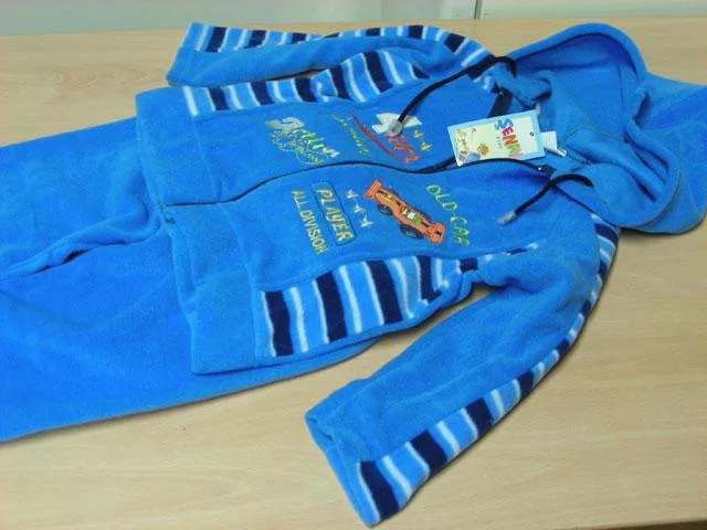Abbigliamento per bambini — foto 2 dell'alert 1637/09
