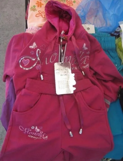 Abbigliamento per ragazze ("A" Collection Authentic)