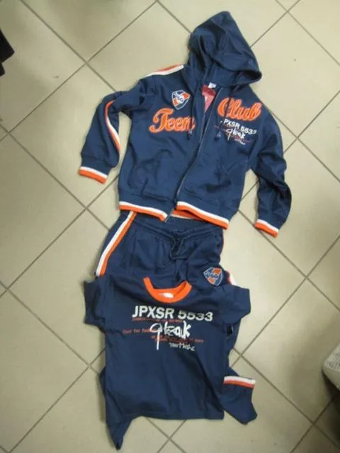 Abbigliamento per ragazzi (Tingba)