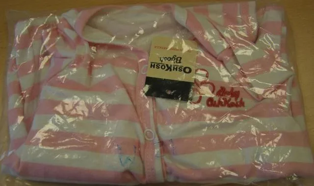 Abbigliamento, prodotti tessili e articoli di moda (Oshkosh)