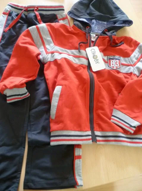 Abbigliamento sportivo per bambini #13; &amp; #13; (Cikoby)