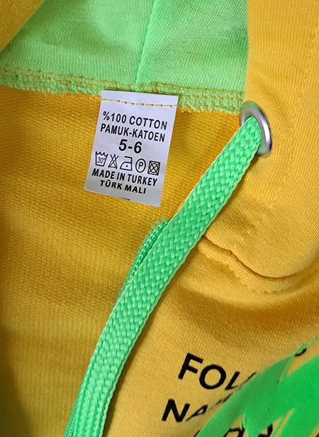 Abbigliamento sportivo per bambini — foto 2 dell'alert A12/01119/23