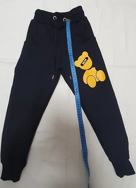 Abbigliamento sportivo per bambini — foto 2 dell'alert A12/00688/23