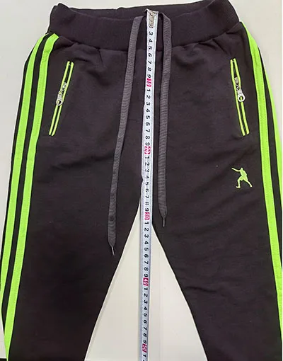 Abbigliamento sportivo per bambini — foto 2 dell'alert A12/01472/22