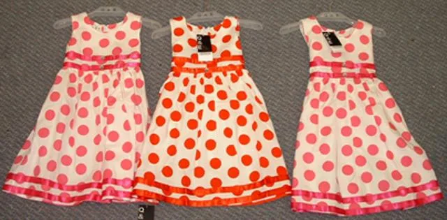 Abito da donna e camicetta/vestito — foto 1 dell'alert 0989/10