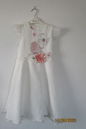 Abito per bambini (Cremix)