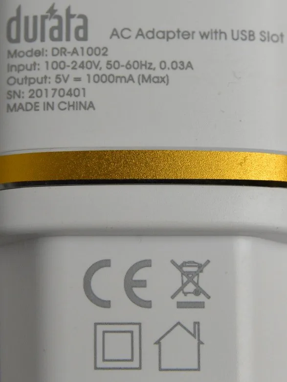 Caricabatterie USB «AC Adapter with USB Slot» — foto 2 dell'alert A12/00042/19