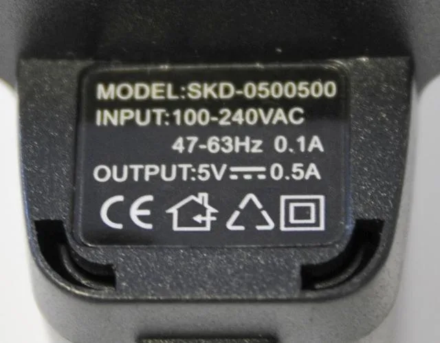 Adattatore «AC/DC Adapter» — foto 2 dell'alert A12/1158/14