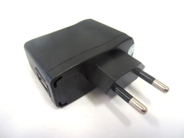 Unità di alimentazione «AC DC ADAPTER» — foto 1 dell'alert A12/0923/17
