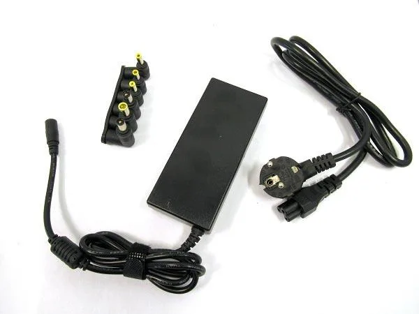 Alimentatore per computer «AC/DC notebook power adapter» — foto 3 dell'alert A12/1321/17