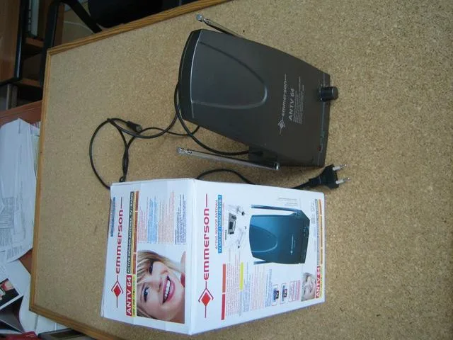 Antenna TV/radio &amp; #13; &amp; #13; «Active Indoor Antenna» — foto 1 dell'alert A12/1262/12